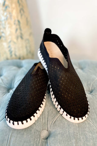 Tulip Slip On With White Sole - Black