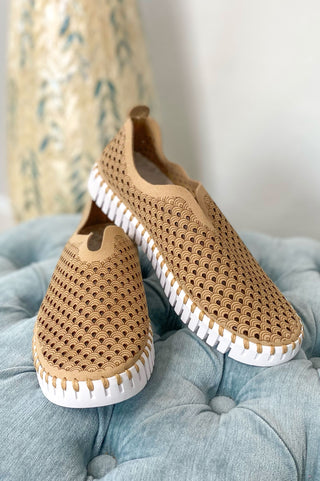 Tulip Slip On With White Sole - Latte