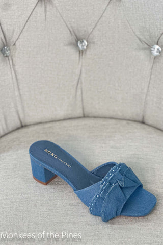 Leana Ruffle Slide