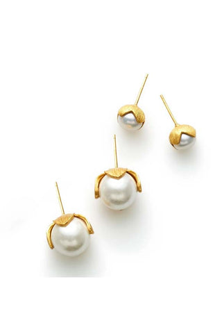 Penelope Stud Gold Pearl Small
