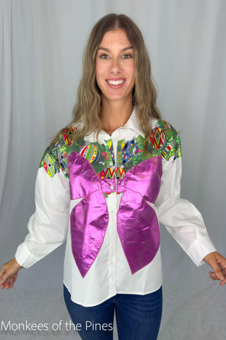 Queen of Sparkles White Multi Metallic Wreath Button Up Top
