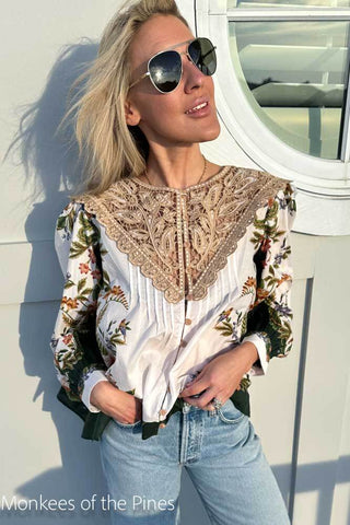 Farm Rio Nature Sand Short Sleeve Blouse